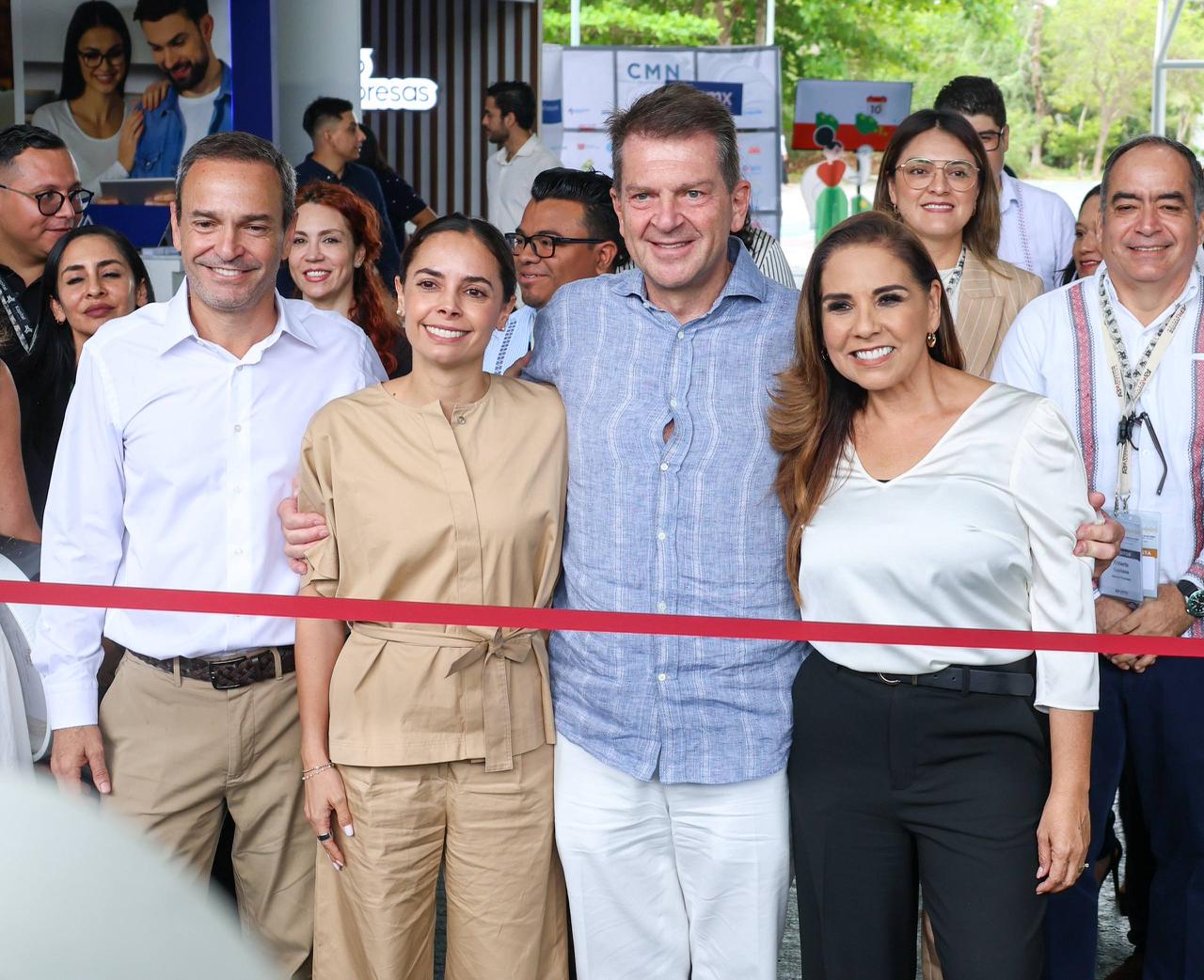 uploads/6/32/01 (2880).Jpeg